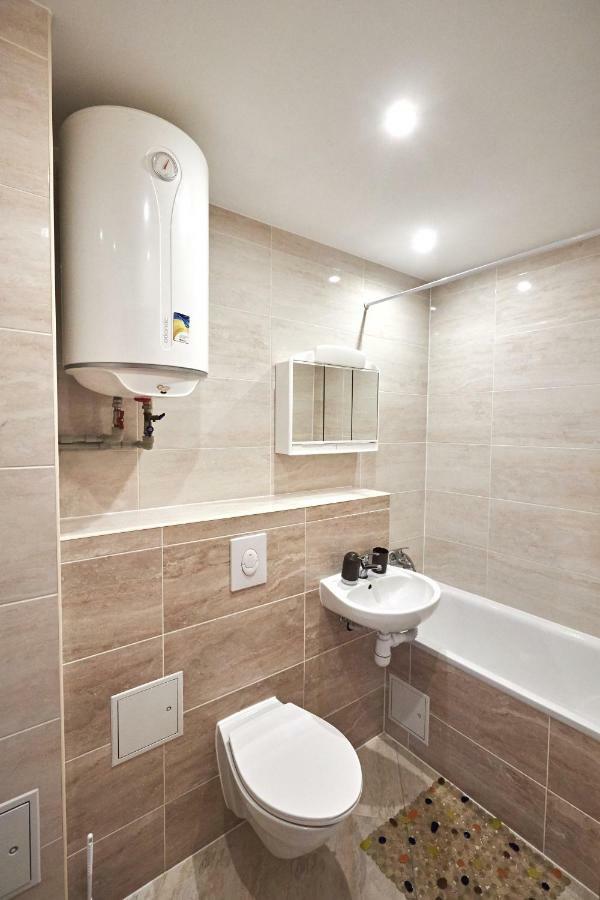 Babylon Apartments On Kievskaya Street Rivne Zewnętrze zdjęcie